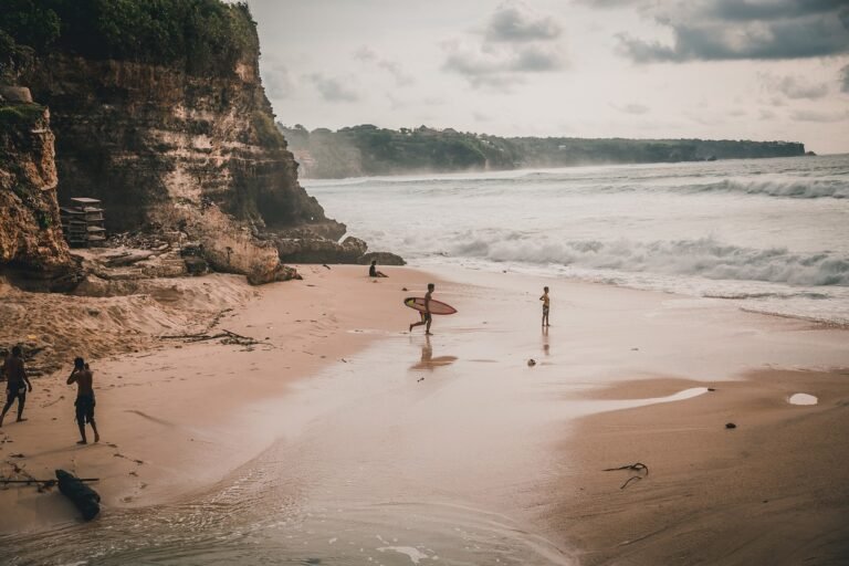 bali, uluwatu, surfing-5111131.jpg